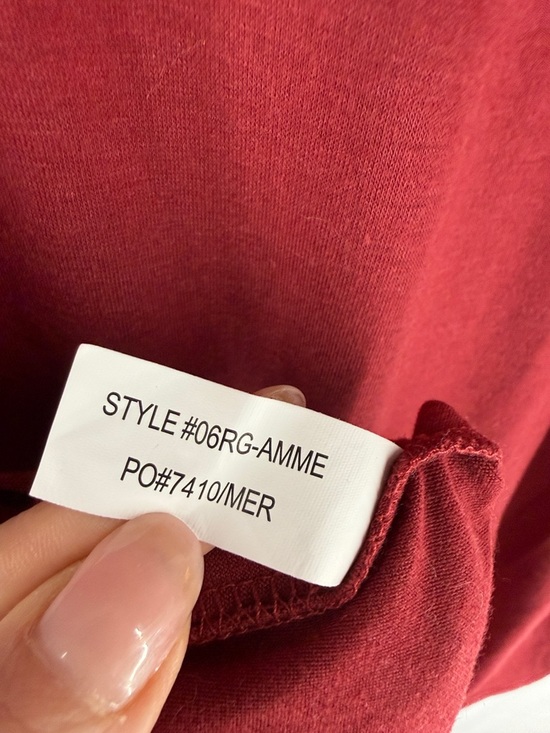 Arizona Jean Company Short Sleeve Lace Back Twist Front Top Shirt - XL  Wine Red - Picture 10 of 10